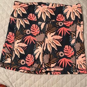 5” inseam Senita shorts in excellent condition